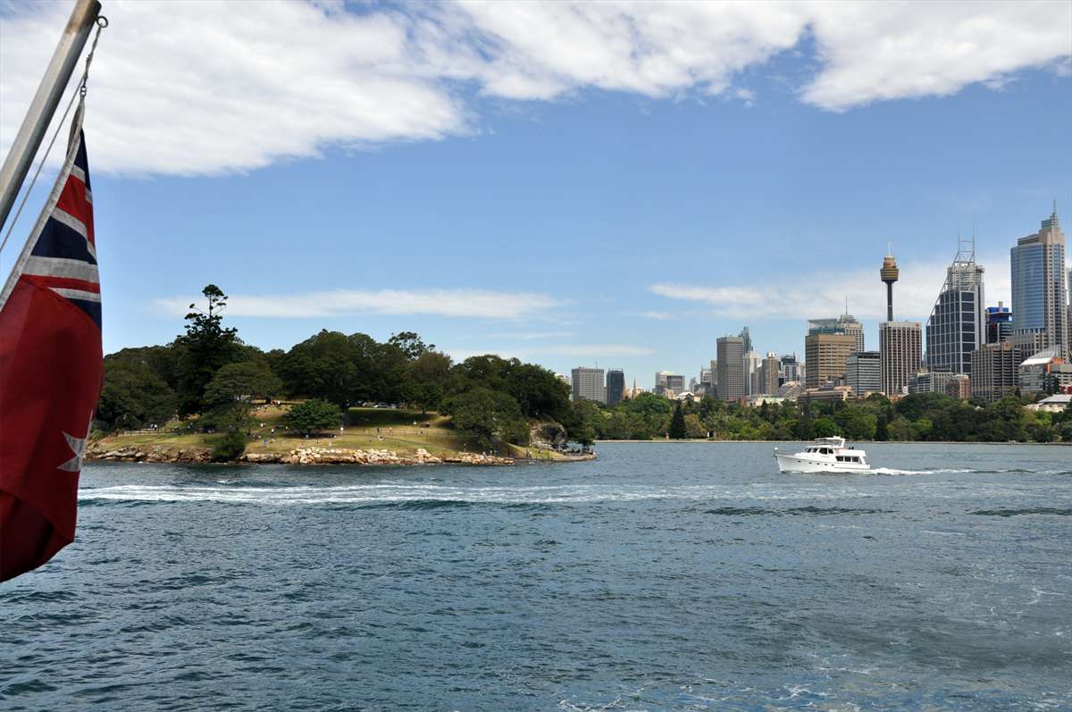 024_sydney_skyline