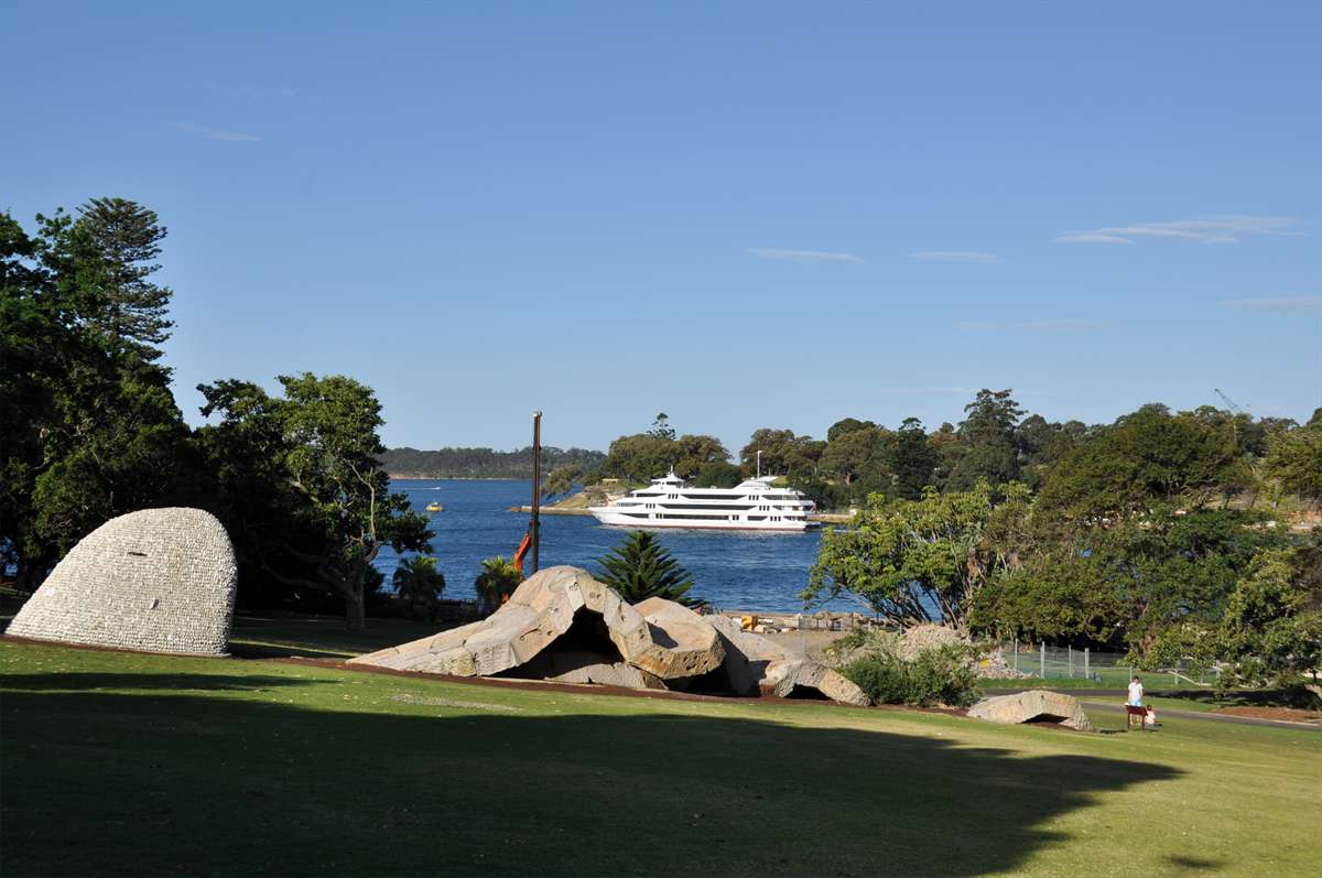 318_sydney_captain_cook_cruises